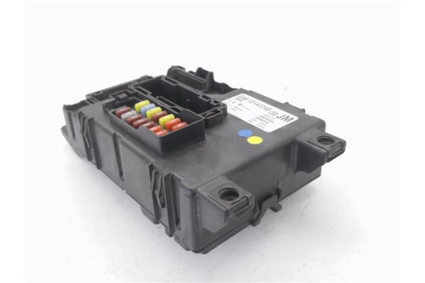Recambio de caja fusibles/rele para opel corsa d 1.2 referencia OEM IAM 13142240  