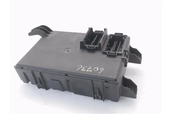 Recambio de caja fusibles/rele para opel corsa d 1.2 referencia OEM IAM 13142240  