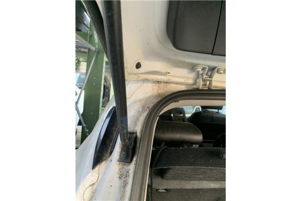 Recambio de amortiguador porton para opel mokka 1.7 business referencia OEM IAM 95095594 95095593 