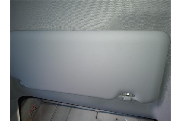 Recambio de parasol izquierdo para peugeot 3008 1.5 gt line referencia OEM IAM 98284444PR  