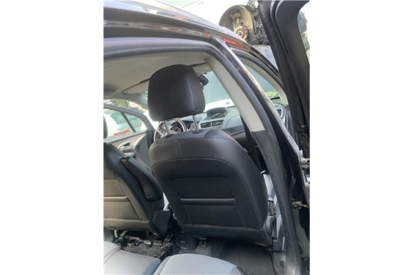 Recambio de asiento delantero derecho para opel mokka 1.7 business referencia OEM IAM 42523083  