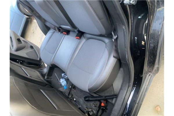 Recambio de asientos traseros para opel mokka 1.7 business referencia OEM IAM 9508335  