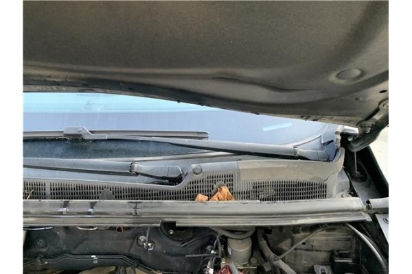 Recambio de brazo limpiaparabrisas delantero izquierdo para opel mokka 1.7 business referencia OEM IAM 95915122 42670577 