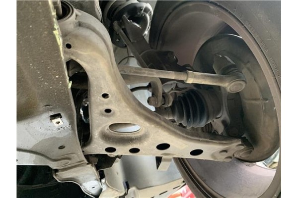 Recambio de brazo suspension delantero derecho para opel mokka 1.7 business referencia OEM IAM 94540670  