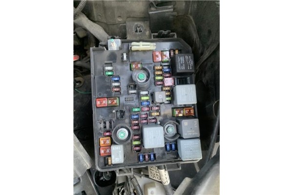 Recambio de caja fusibles/rele para opel mokka 1.7 business referencia OEM IAM   