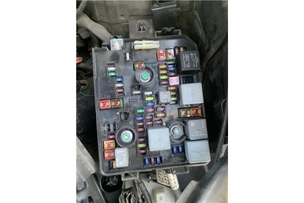Recambio de caja fusibles/rele para opel mokka 1.7 business referencia OEM IAM   