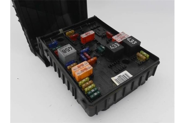 Recambio de caja fusibles/rele para audi a3 (8p1) 2.0 tdi 16v referencia OEM IAM   