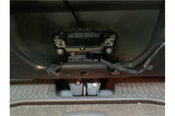 Recambio de cierre electromagnetico porton para opel mokka 1.7 business referencia OEM IAM 13587640  