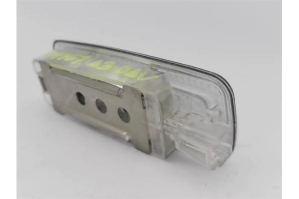 Recambio de piloto matricula trasero derecho para audi a3 (8p1) 2.0 tdi 16v referencia OEM IAM   
