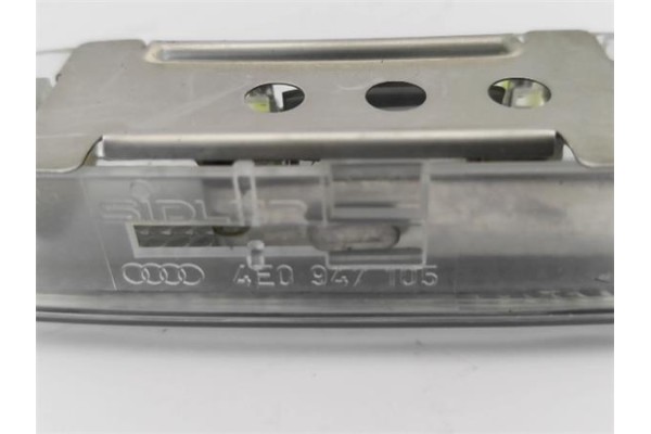 Recambio de piloto matricula trasero derecho para audi a3 (8p1) 2.0 tdi 16v referencia OEM IAM   