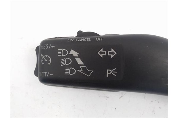Recambio de mando intermitencia para seat leon (1p1) referencia OEM IAM 1K0953513F  1K0953513A , SEAT | 1K0953513G , AUDI | 1K09
