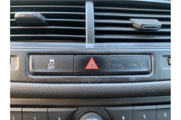 Recambio de interruptor luces emergencia para opel mokka 1.7 business referencia OEM IAM 95016183  