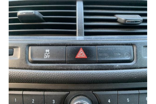 Recambio de interruptor luces emergencia para opel mokka 1.7 business referencia OEM IAM 95016183  