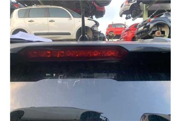 Recambio de luz central de freno para opel mokka 1.7 business referencia OEM IAM 95151129  