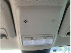 LUZ DELANTERO CENTRAL TECHO 95939838 22774329 