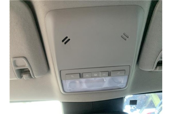 Recambio de luz delantero central techo para opel mokka 1.7 business referencia OEM IAM 95939838 22774329 