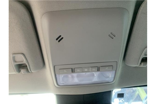 Recambio de luz delantero central techo para opel mokka 1.7 business referencia OEM IAM 95939838 22774329 