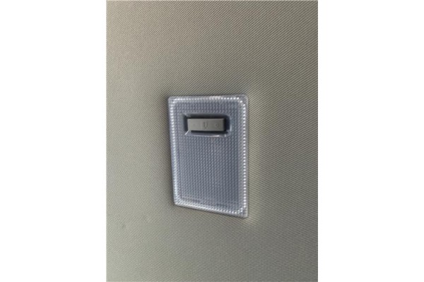 Recambio de luz trasero central techo para opel mokka 1.7 business referencia OEM IAM 95063926  