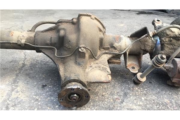 Recambio de puente delantero para nissan patrol station wagon (w260) 2.8 td referencia OEM IAM 4061022J10  