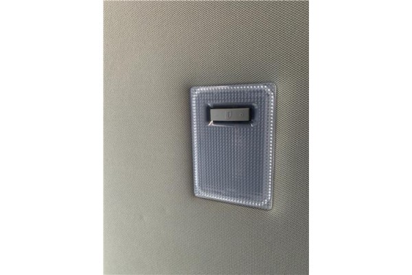 Recambio de luz trasero central techo para opel mokka 1.7 business referencia OEM IAM 95063926  