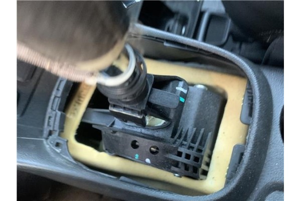Recambio de palanca de cambio para opel mokka 1.7 business referencia OEM IAM 25198784 55598147 