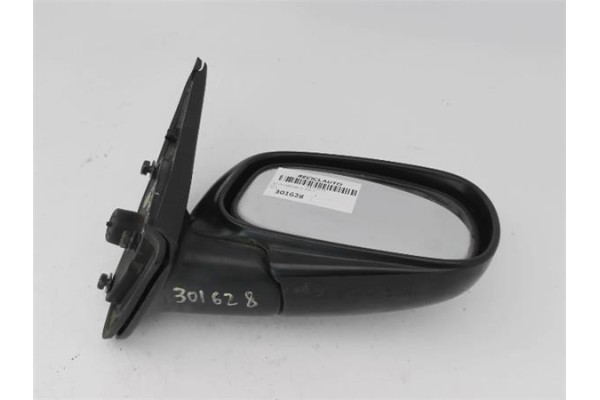 Recambio de retrovisor derecho para nissan micra (k11) referencia OEM IAM 963015F110  