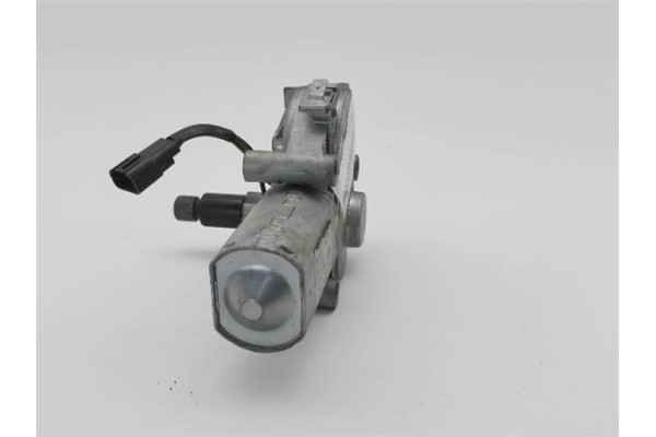 Recambio de motor limpiaparabrisas trasero para chrysler voyager gs 2.4 awd referencia OEM IAM  53007512 