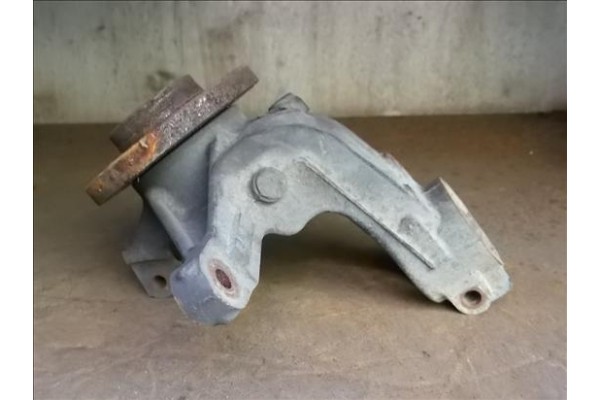 Recambio de mangueta delantero izquierda para peugeot 206 1.9 d referencia OEM IAM   