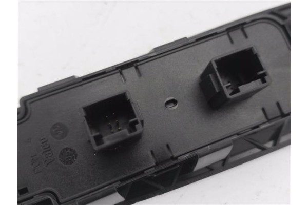 Recambio de mando elevalunas delantero izquierdo para citroen c4 berlina 1.4 16v referencia OEM IAM 9651464277  