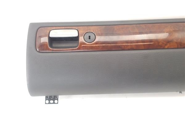 Recambio de tapa guantera para volvo v70 familiar 2.5 referencia OEM IAM 9150763 9422999 