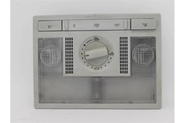 Recambio de luz delantero central techo para seat leon (1p1) 2.0 fr referencia OEM IAM   