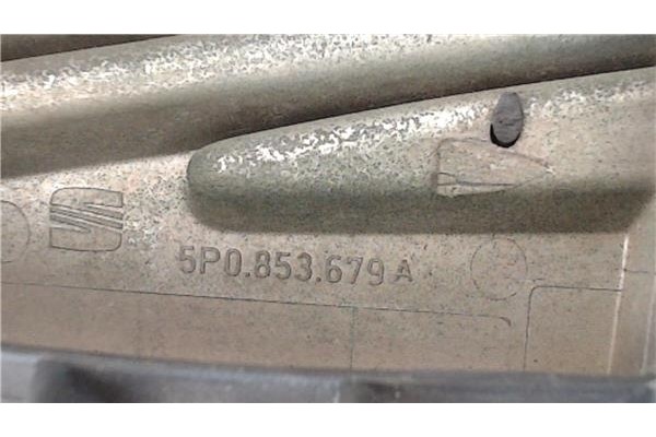 Recambio de rejilla capo para seat leon (1p1) 1.9 tdi referencia OEM IAM 5P0853679A  