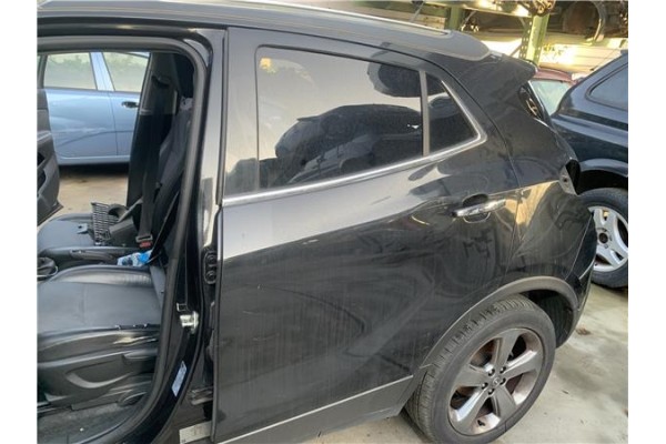 Recambio de puerta trasero izquierda para opel mokka 1.7 business referencia OEM IAM 95130666 42558667 