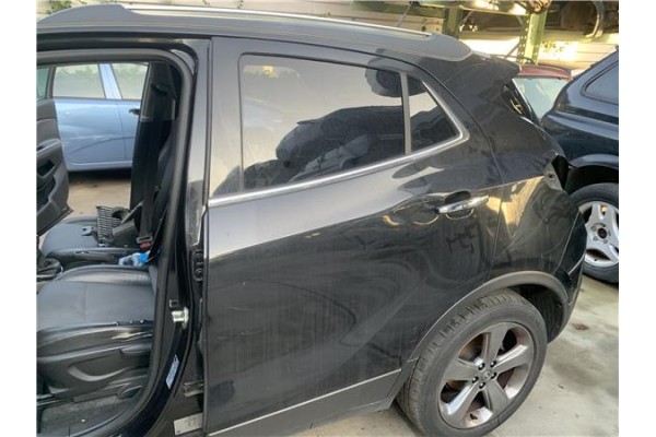 Recambio de puerta trasero izquierda para opel mokka 1.7 business referencia OEM IAM 95130666 42558667 