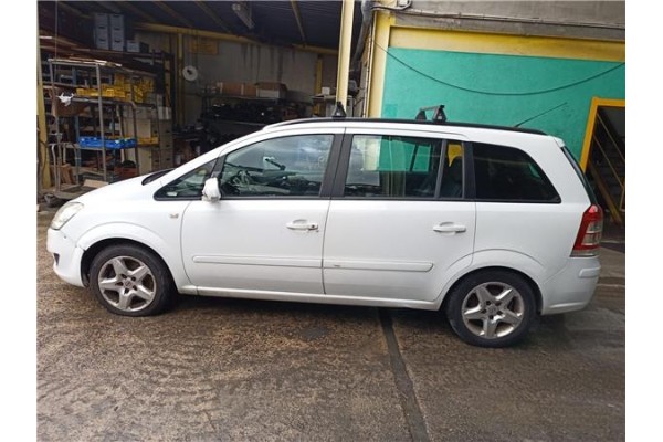 opel zafira del año 2008