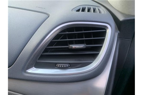 Recambio de rejilla entrada de aire para opel mokka 1.7 business referencia OEM IAM 95437807  