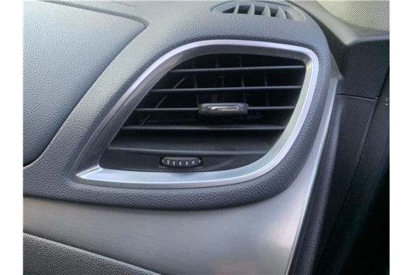 Recambio de rejilla entrada de aire para opel mokka 1.7 business referencia OEM IAM 95437807  