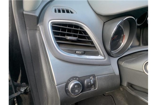 Recambio de rejilla entrada de aire para opel mokka 1.7 business referencia OEM IAM 95245316  