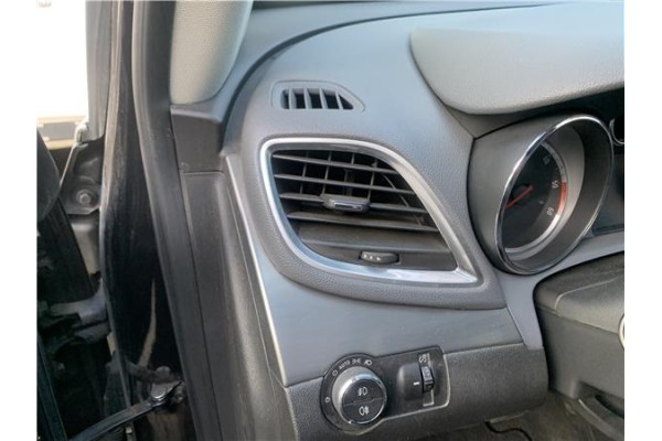 Recambio de rejilla entrada de aire para opel mokka 1.7 business referencia OEM IAM 95245316  