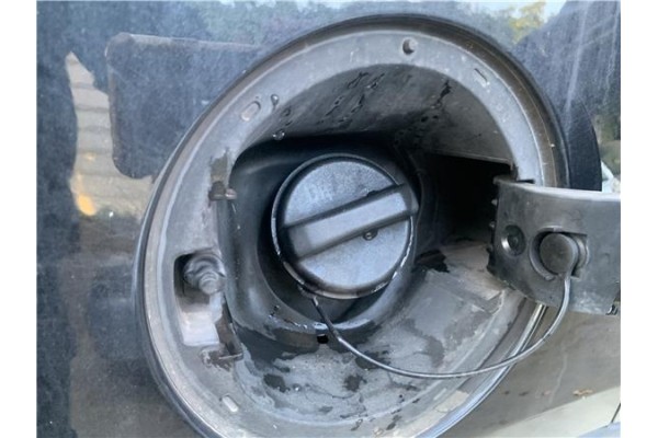 Recambio de tapon combustible para opel mokka 1.7 business referencia OEM IAM 95292263 42353813 