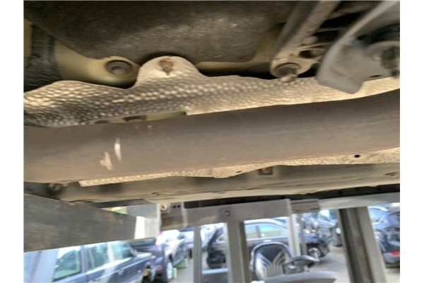 Recambio de tubo escape central para lexus is ii (_xe2_) 220 d (ale20) referencia OEM IAM 1741026360  