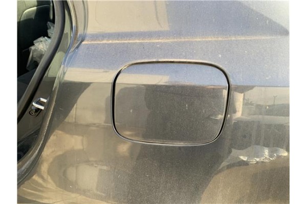 Recambio de tapa exterior combustible para lexus is ii (_xe2_) 220 d (ale20) referencia OEM IAM 7735053050  