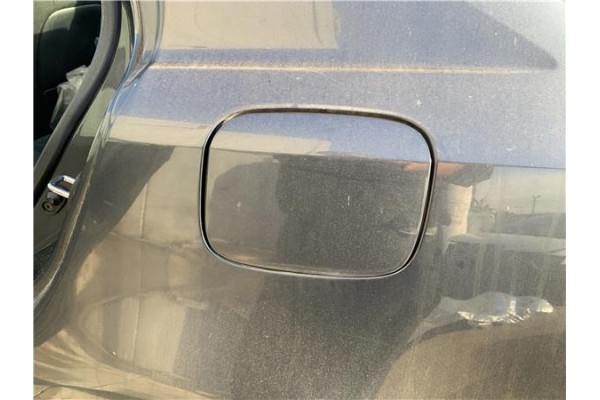 Recambio de tapa exterior combustible para lexus is ii (_xe2_) 220 d (ale20) referencia OEM IAM 7735053050  