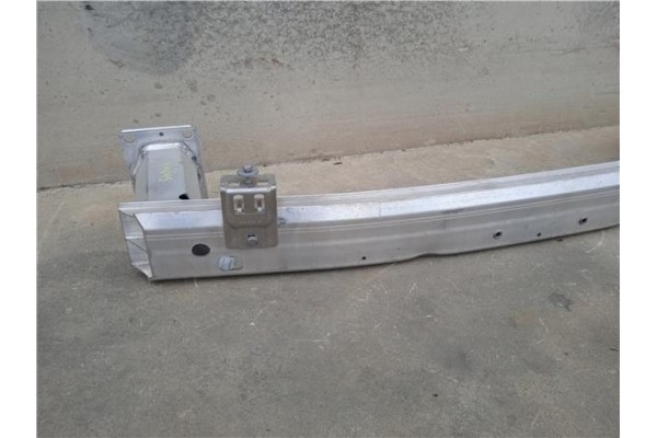 Recambio de refuerzo paragolpes para peugeot 3008 1.5 gt line referencia OEM IAM   