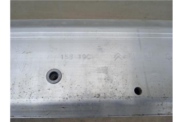 Recambio de refuerzo paragolpes para peugeot 3008 1.5 gt line referencia OEM IAM   