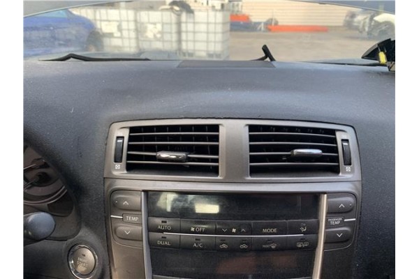 Recambio de rejilla entrada de aire para lexus is ii (_xe2_) 220 d (ale20) referencia OEM IAM 5567053010  