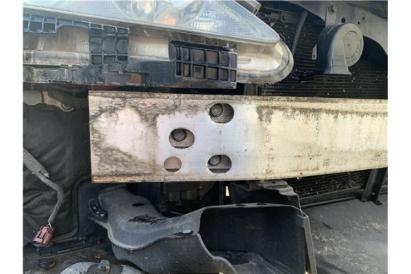 Recambio de refuerzo paragolpes para lexus is ii (_xe2_) 220 d (ale20) referencia OEM IAM 5213153040  