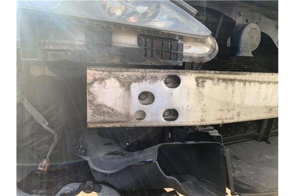 Recambio de refuerzo paragolpes para lexus is ii (_xe2_) 220 d (ale20) referencia OEM IAM 5213153040  