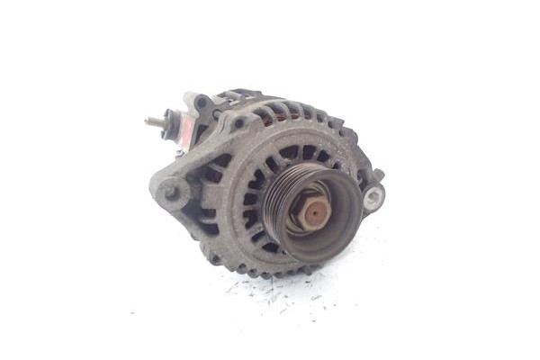 Recambio de alternador para nissan almera (n16/e) 1.5 referencia OEM IAM 23100BU010 LR180762 