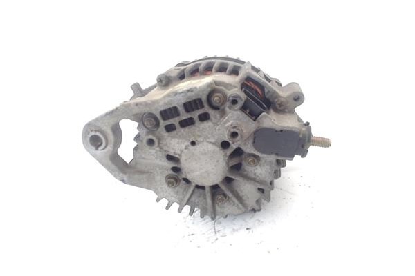 Recambio de alternador para nissan almera (n16/e) 1.5 referencia OEM IAM 23100BU010 LR180762 